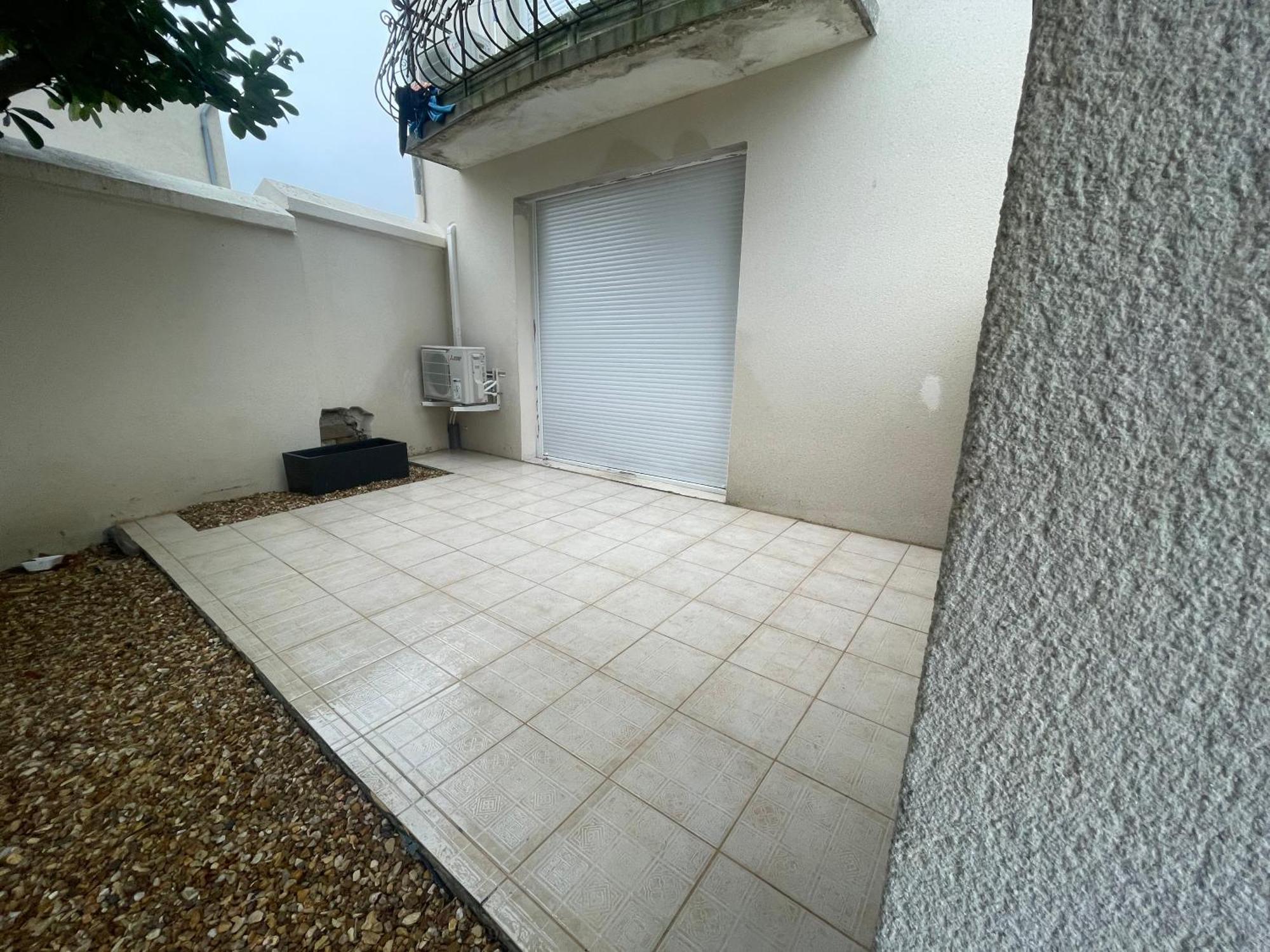 Loge Zen Lägenhet Châteauroux Exteriör bild